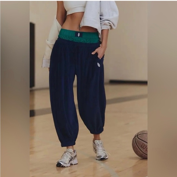 NWT FP Movement by Free People Velour Momentum Pants ~ Navy - Picture 2 of 13